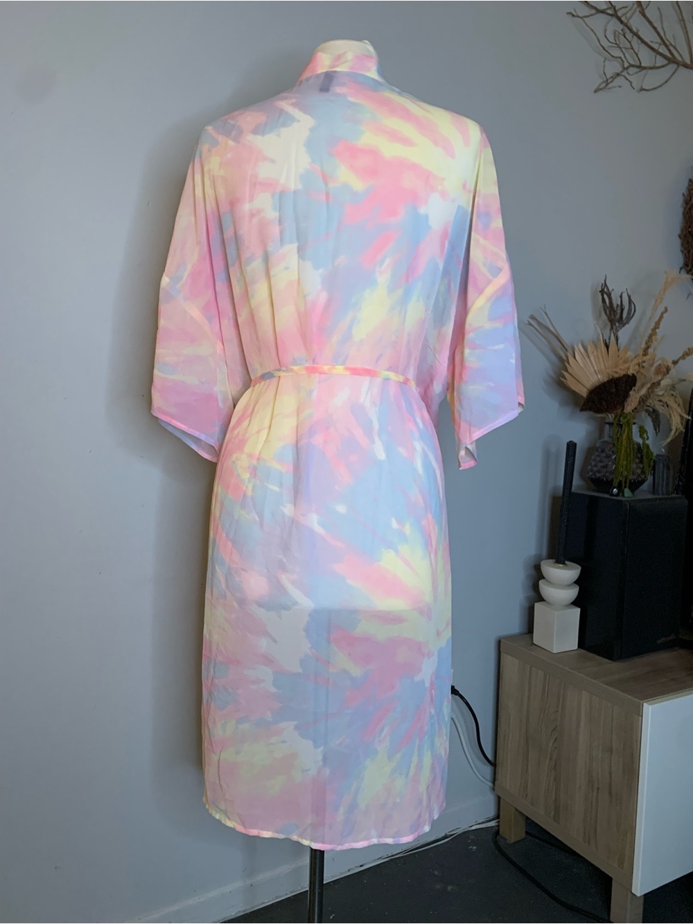 Pastel Tie-Dye Sheer Robe - Picture 4 of 4